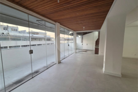 Cobertura à venda ou para alugar com 3 quartos, sendo 1 suíte, em Tijuca, Rio de Janeiro, RJ