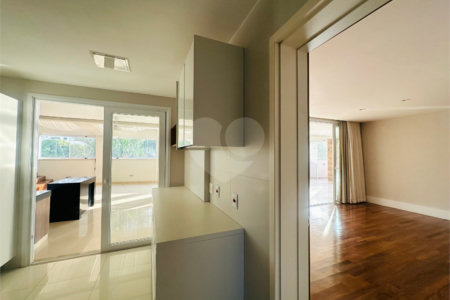 Apartamento à venda com 4 quartos, sendo 2 suítes, em Paraíso, São Paulo, SP