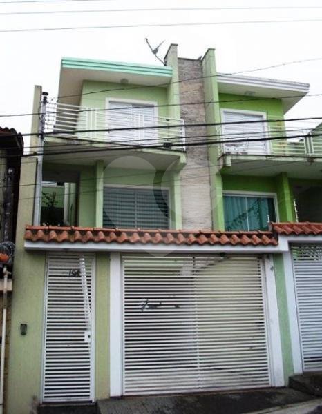 Sobrado à venda com 3 suítes em Parada Inglesa, São Paulo, SP