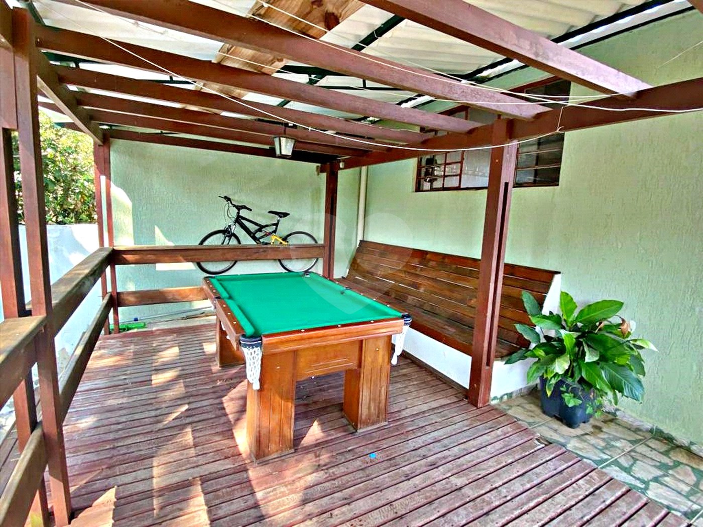 Chácara à venda com 3 quartos, sendo 1 suíte,  em Monterrey, Louveira, SP