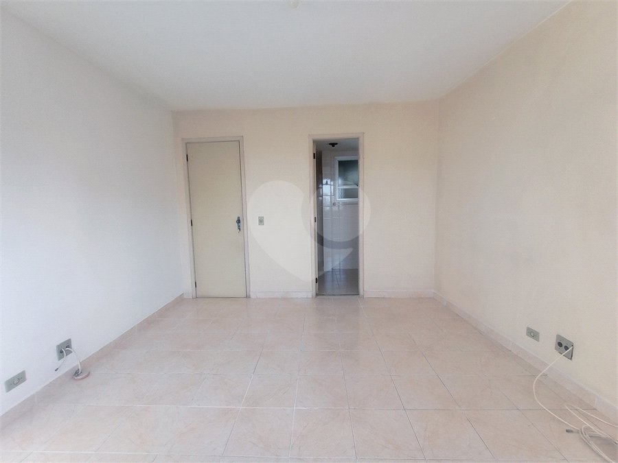 Apartamento à venda com 2 quartos, sendo 1 suíte, em Estácio, Rio de Janeiro, RJ