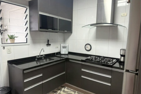 Apartamento à venda com 3 suítes em Vila Suzana, São Paulo, SP