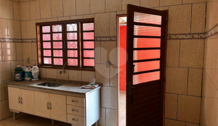 Casa à venda com 2 quartos, sendo 1 suíte,  em Jardim Fogaça, Itapetininga, SP