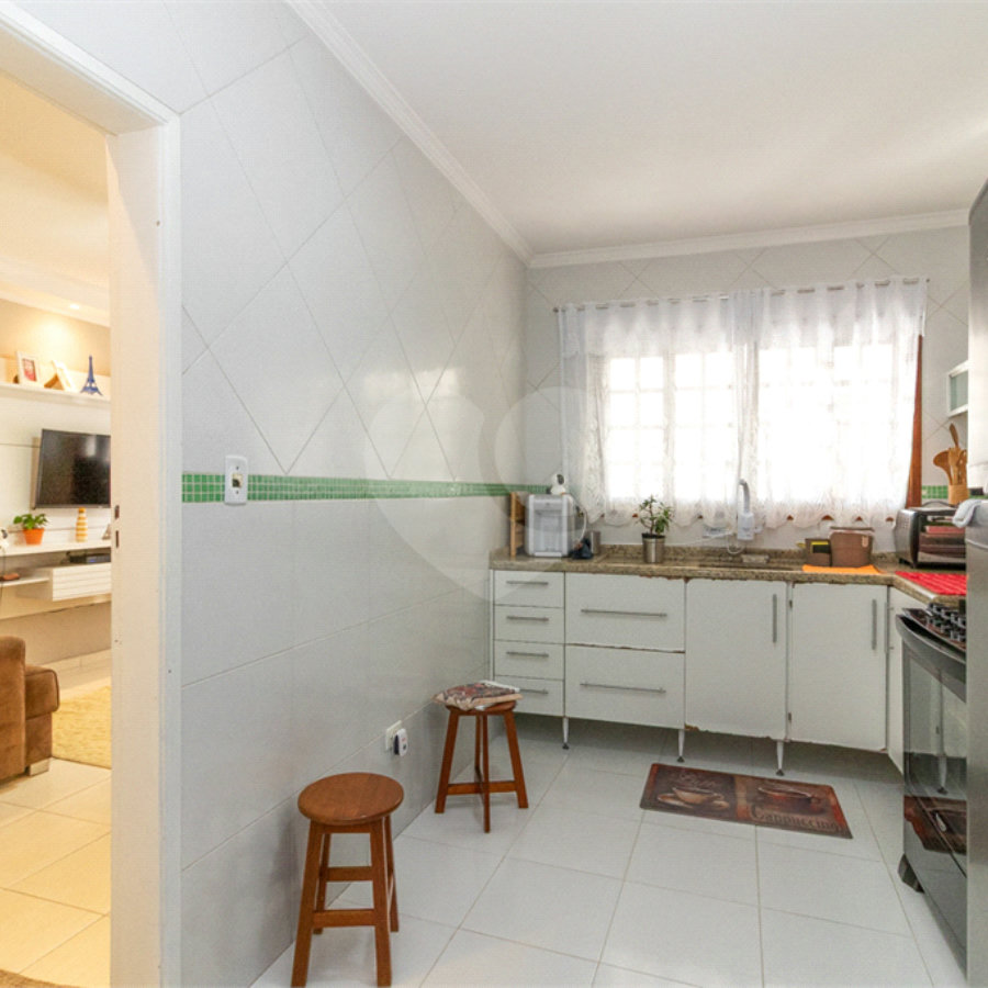 Casa à venda com 3 quartos, sendo 1 suíte, em Chora Menino, São Paulo, SP