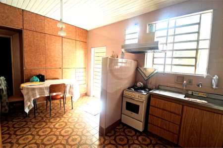 Sobrado à venda com 3 quartos em Moema, São Paulo, SP