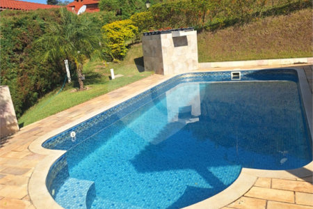 Casa em condomínio à venda com 3 quartos, sendo 1 suíte,  no Centro, Bom Jesus dos Perdões, SP