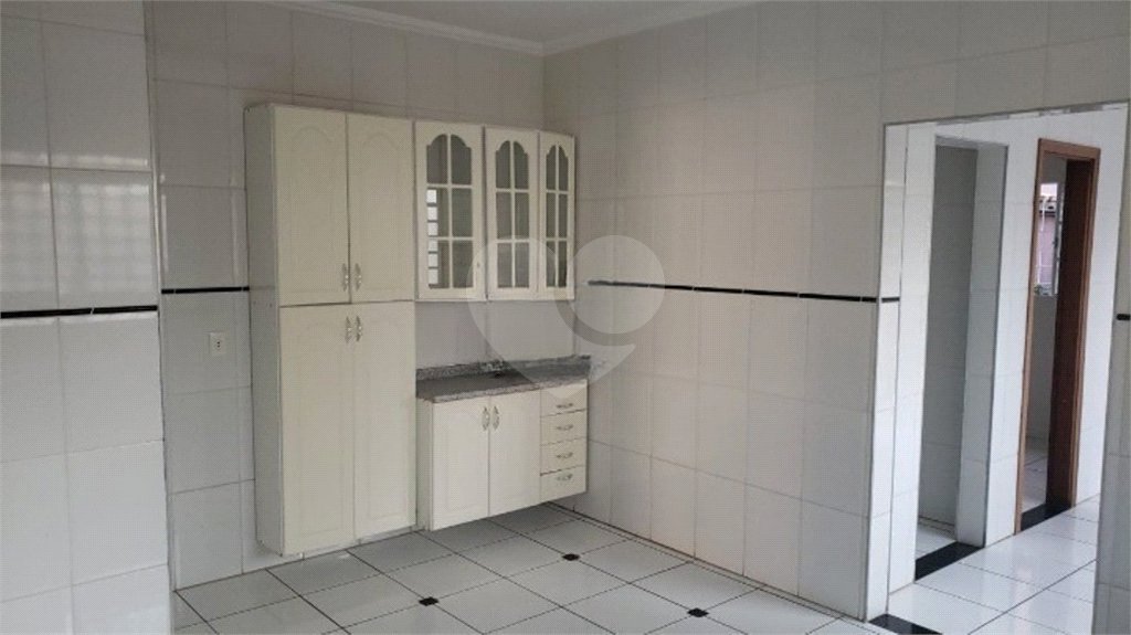 Casa com 4 Quartos para alugar - Residencial Samambaia