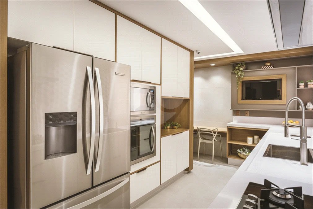 Cobertura de Alto Padrão no Mansão Imperial, 242 m², Acabamento Sofisticado e Estuda Permuta!
