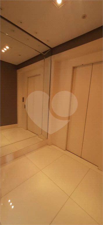 Apartamento à venda com 4 quartos, sendo 3 suítes, em Cambuci, São Paulo, SP