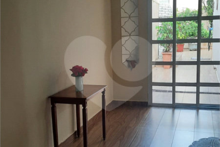 Casa à venda com 3 quartos, sendo 2 suítes, em Santo Amaro, São Paulo, SP