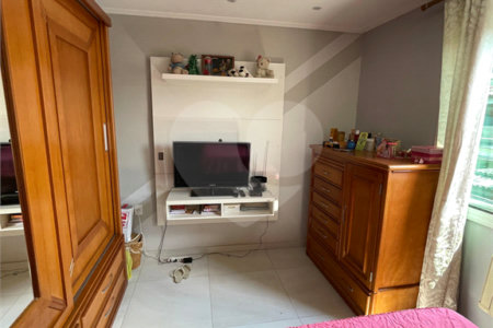 Sobrado à venda com 3 quartos, sendo 1 suíte, em Santíssimo, Rio de Janeiro, RJ