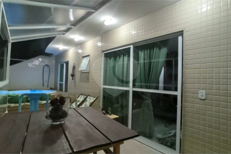 Cobertura à venda com 3 suítes em Braga, Cabo Frio, RJ