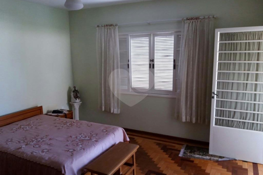 Sobrado à venda com 3 quartos, sendo 1 suíte, em Tremembé, São Paulo, SP