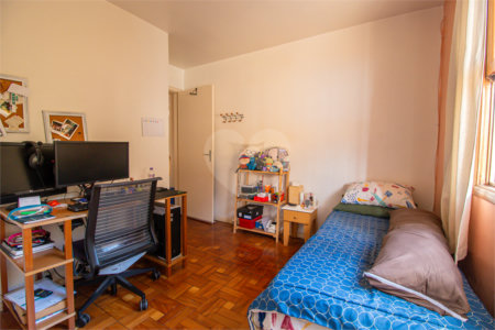 Sobrado à venda com 3 quartos em Jardim Prudência, São Paulo, SP