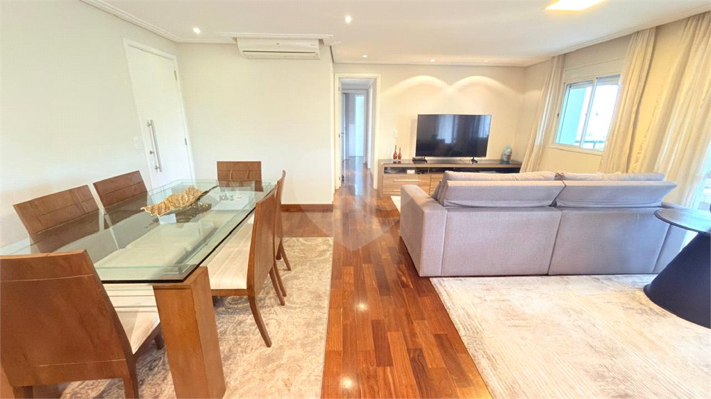 Apartamento à venda com 3 suítes em Santa Teresinha, São Paulo, SP