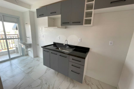 Apartamento à venda com 2 quartos, sendo 1 suíte,  em Parada Inglesa, São Paulo, SP