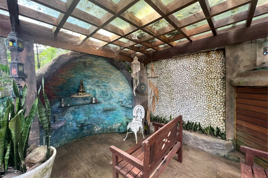 Casa à venda com 6 quartos, sendo 5 suítes, no condomínio Alpes da Cantareira, Mairiporã - SP