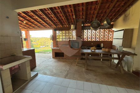Sítio à venda com 3 quartos, sendo 1 suíte,  em Canta Galo, Itapetininga, SP