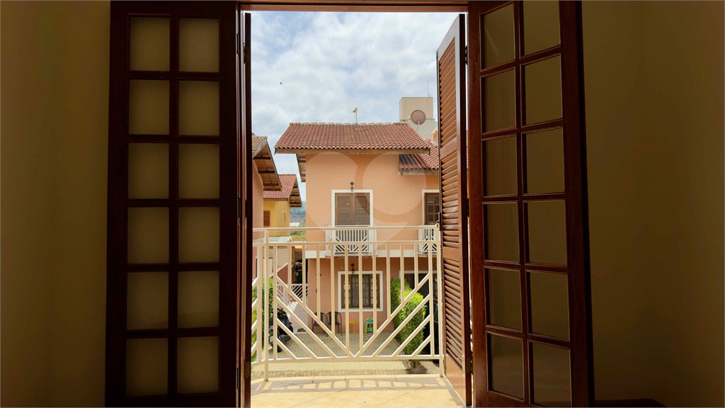 Casa à venda com 2 quartos no condomínio Portal dos Gamez, Atibaia - SP