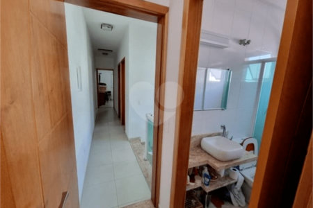 Sobrado à venda com 5 quartos, sendo 1 suíte,  em Vila Moraes, São Paulo, SP