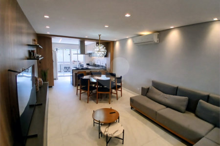 Casa à venda com 3 quartos, sendo 1 suíte, em Perdizes, São Paulo, SP