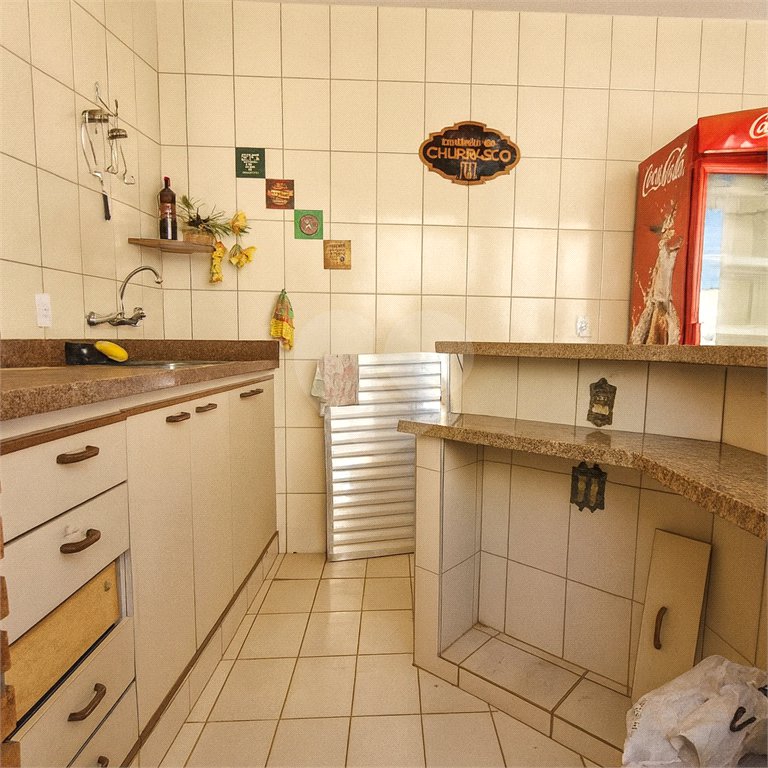 Sobrado à venda com 4 quartos, sendo 1 suíte,  em Sumarezinho, Ribeirão Preto, SP