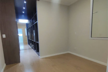 Apartamento à venda com 3 quartos, sendo 2 suítes,  em Jardim Arpoador, São Paulo, SP