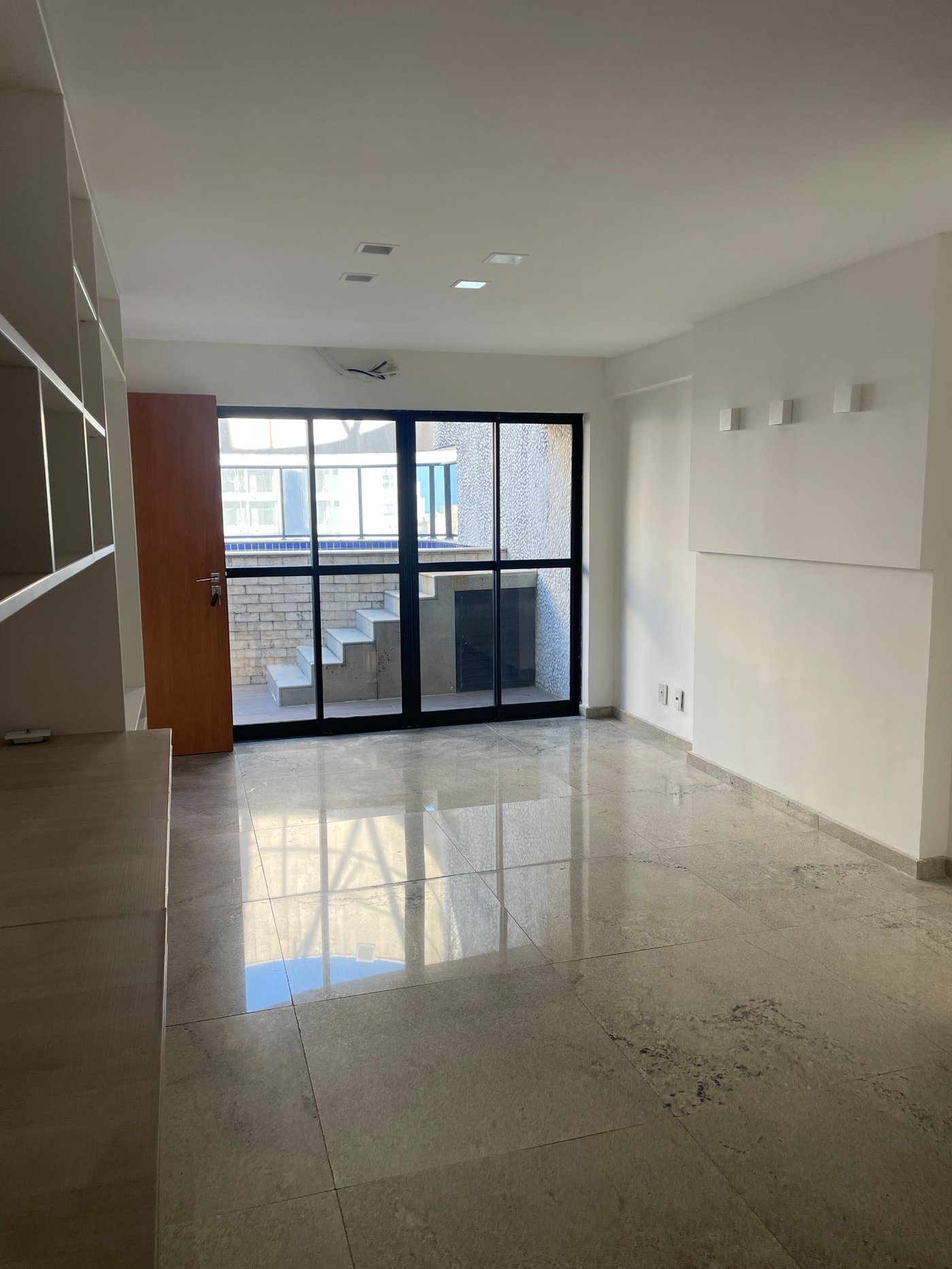 Cobertura à venda com 4 suítes em Ponta Verde, Maceió, AL