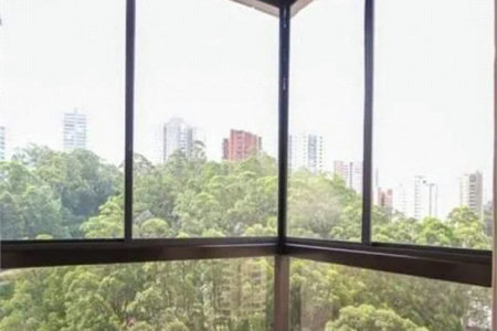 Apartamento à venda com 3 suítes em Vila Andrade, São Paulo, SP