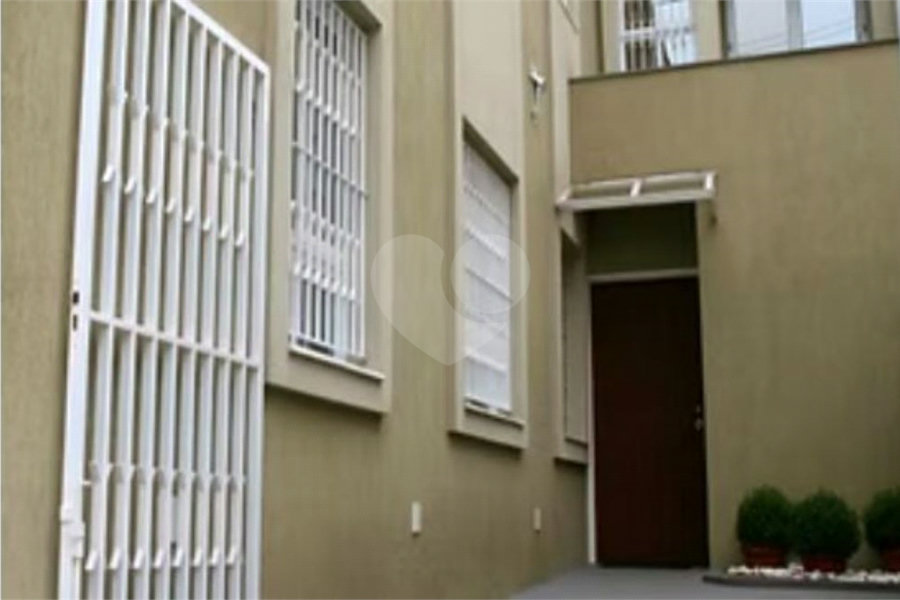 Sobrado à venda com 4 quartos em Santana, São Paulo, SP