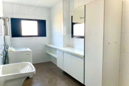 Apartamento à venda com 4 suítes em Jardim Marajoara, São Paulo, SP
