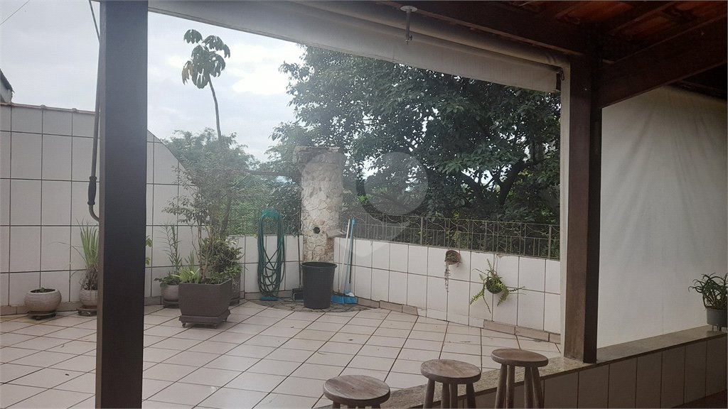 Sobrado à venda com 3 quartos, sendo 1 suíte, em Tremembé, São Paulo, SP