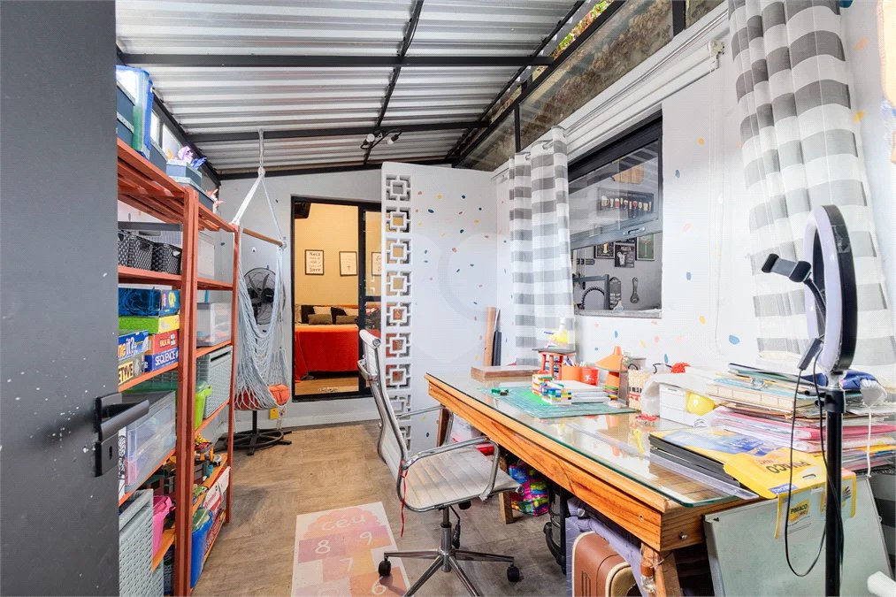 Casa à venda com 4 suítes em Granja Julieta, São Paulo, SP