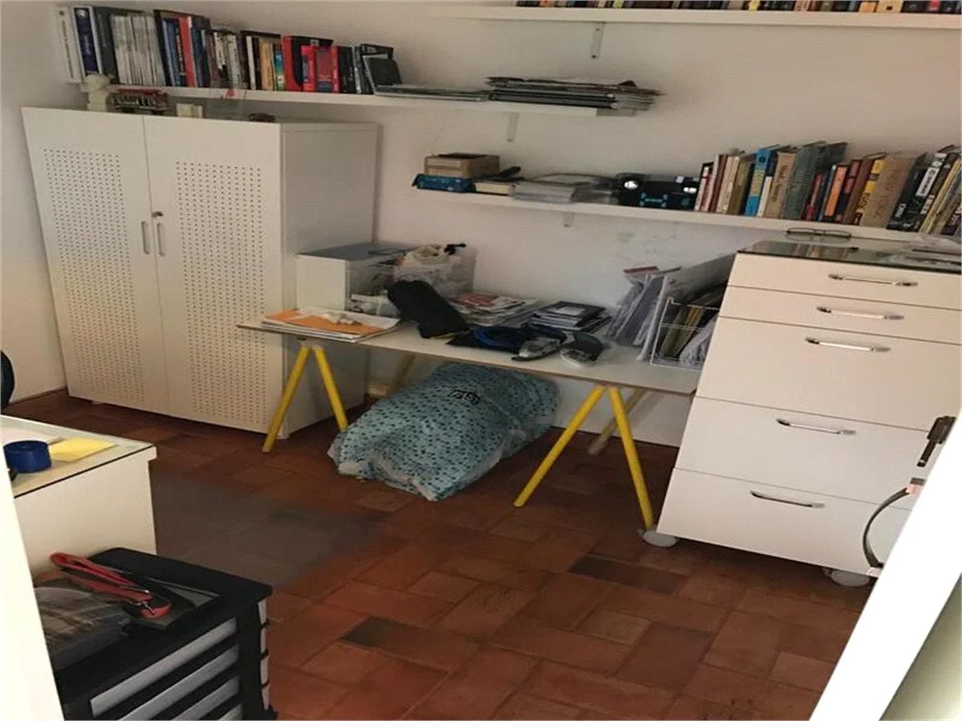 Casa de Vila à venda com 3 quartos, sendo 1 suíte, em Cidade São Francisco, São Paulo, SP