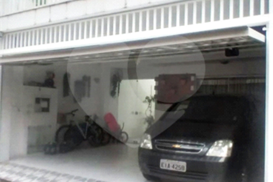 Casa à venda com 4 quartos, sendo 1 suíte, em Santana, São Paulo, SP