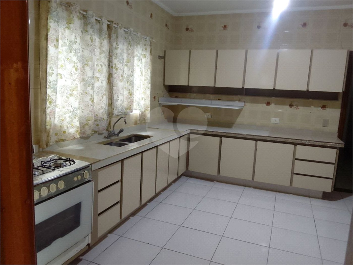 Casa à venda com 2 quartos, sendo 1 suíte, em Parada Inglesa, São Paulo, SP