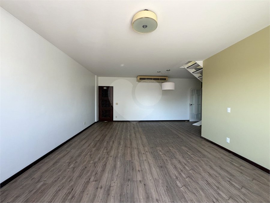 Cobertura à venda com 4 quartos, sendo 1 suíte, em Tijuca, Rio de Janeiro, RJ