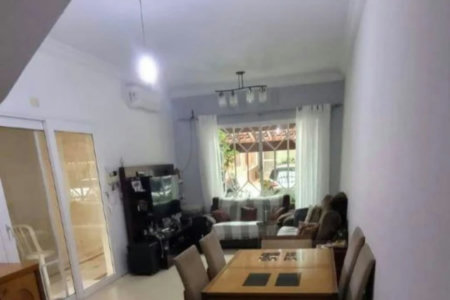 Sobrado espaçoso e completo em condomínio fechado no Bonfiglioli!