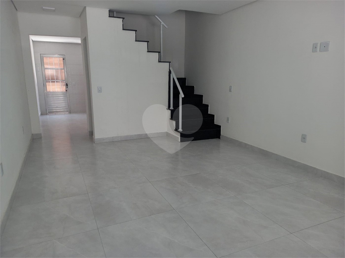 Sobrado à venda com 3 suítes em Jaçanã, São Paulo, SP