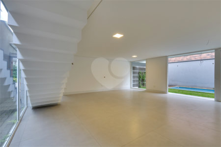 Casa à venda com 4 suítes no condomínio Gaia, São Paulo - SP