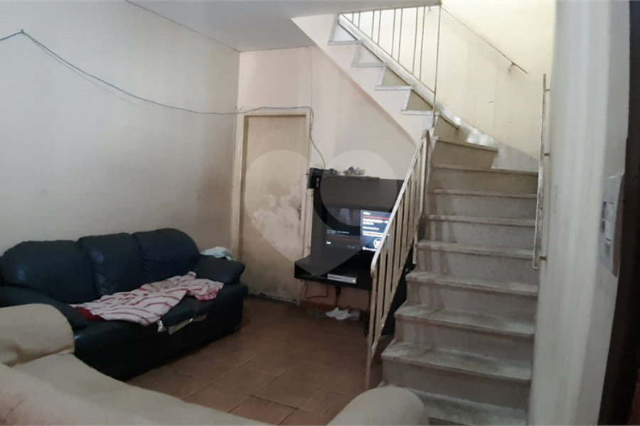 Sobrado à venda com 2 quartos em Santana, São Paulo, SP