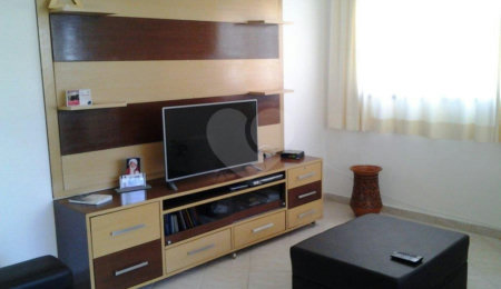 Apartamento à venda com 3 quartos, sendo 2 suítes,  em Vila Tupi, Praia Grande, SP