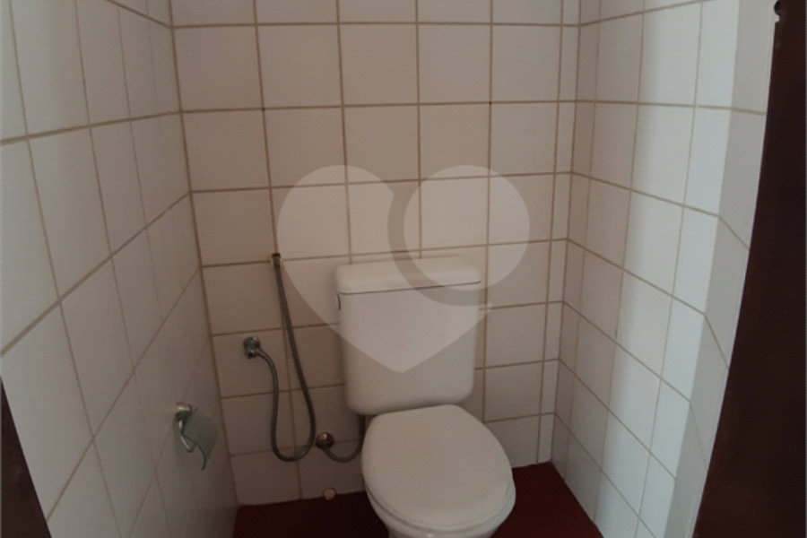 Sobrado à venda com 3 quartos, sendo 1 suíte, em Tremembé, São Paulo, SP