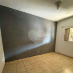 Casa à venda com 2 quartos em Vila Mazzei, Itapetininga, SP