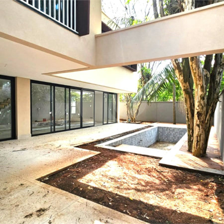 Casa à venda com 4 suítes no condomínio Garda, São Paulo - SP