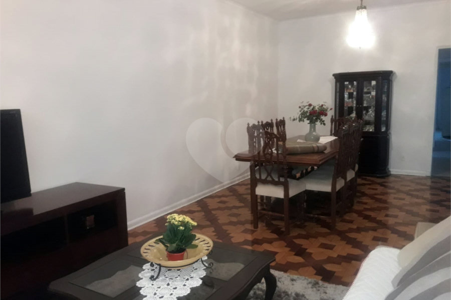 Sobrado à venda com 3 quartos, sendo 1 suíte, em Vila Paulicéia, São Paulo, SP