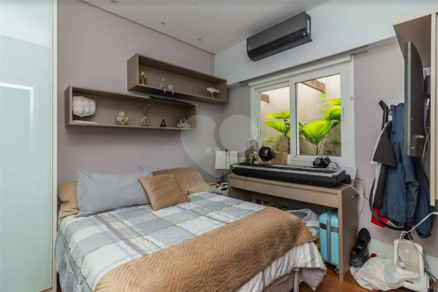 Casa à venda com 4 suítes em Horto, São Paulo, SP