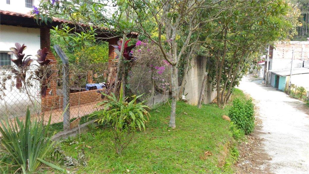 Casa à venda com 3 quartos, sendo 1 suíte,  em Jundiaizinho (terra Preta), Mairiporã, SP