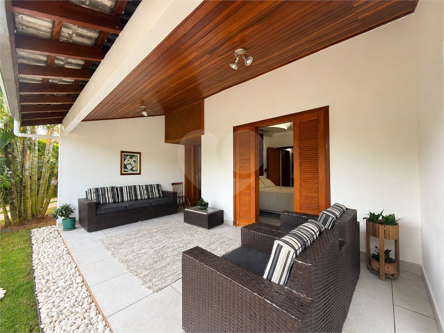 Casa à venda com 5 suítes no condomínio Parque Village Castelo, Itu - SP