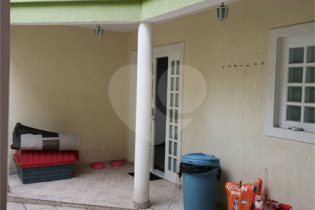 Casa à venda com 6 quartos, sendo 3 suítes, em Alto Ipiranga, Mogi das Cruzes, SP